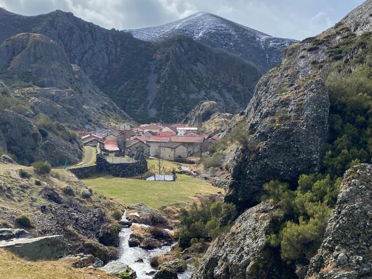 El Invernal De Picos Portilla de la Reina Exterior photo