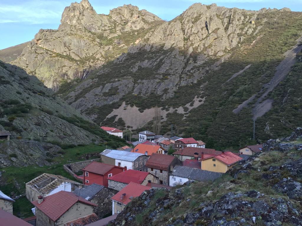 El Invernal De Picos Portilla de la Reina Exterior photo