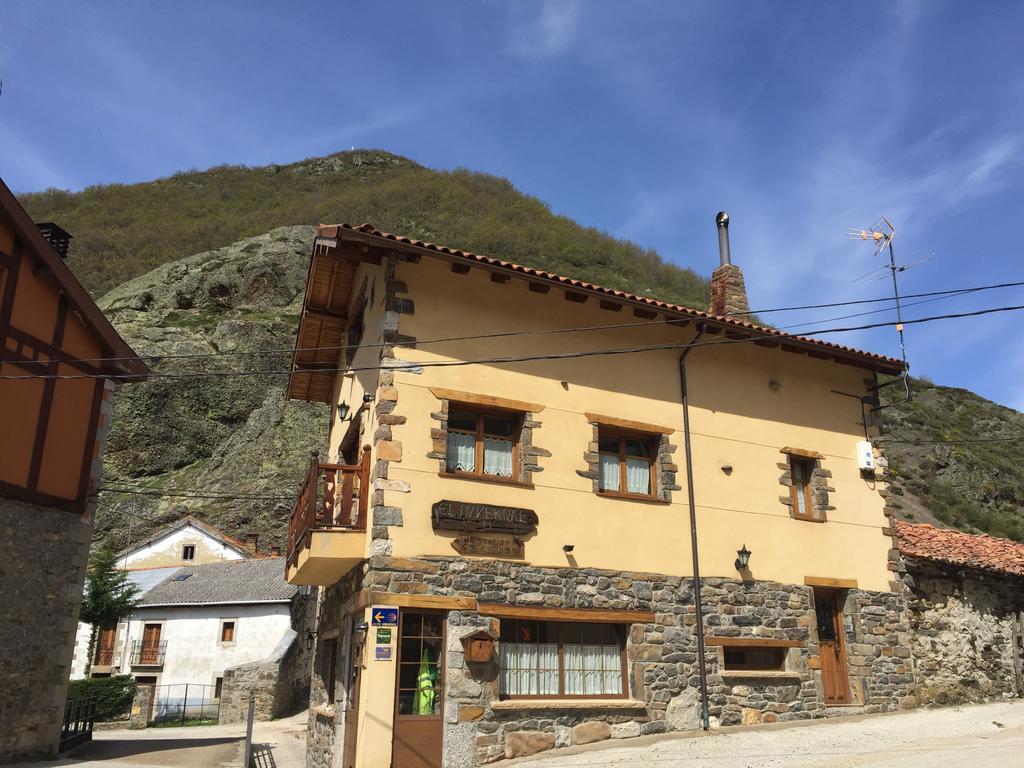El Invernal De Picos Portilla de la Reina Exterior photo