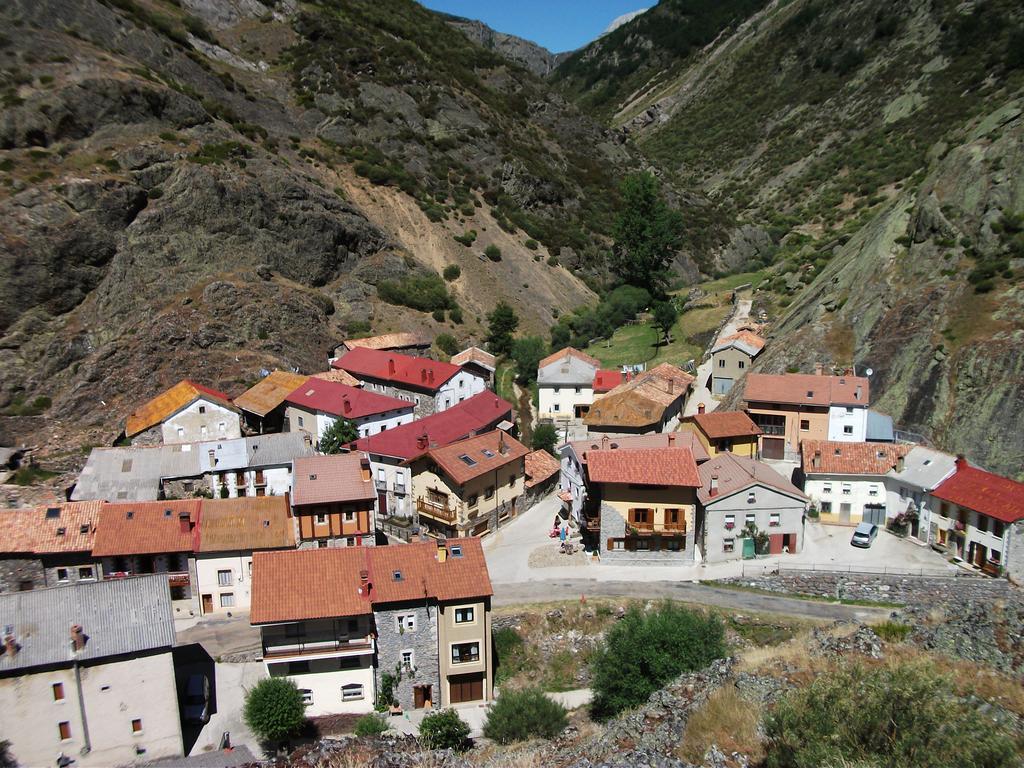El Invernal De Picos Portilla de la Reina Exterior photo