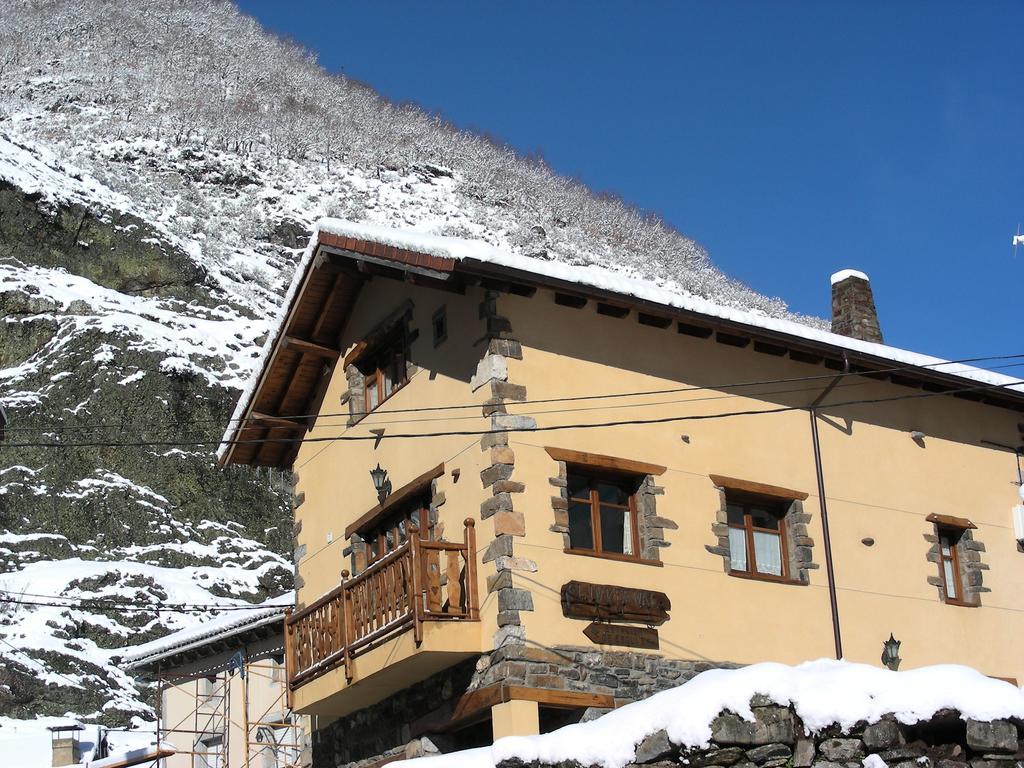 El Invernal De Picos Portilla de la Reina Exterior photo
